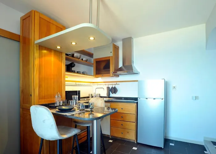 Albero Maestro On Bussana Seaside 아파트 *